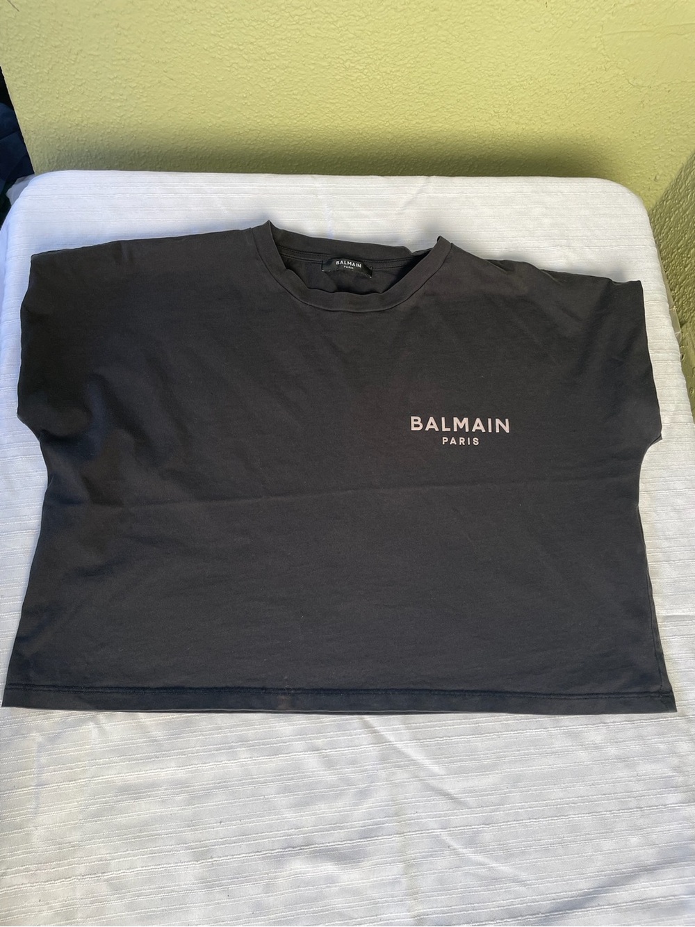 Balmain Paris Black cropped Crewneck Shirt